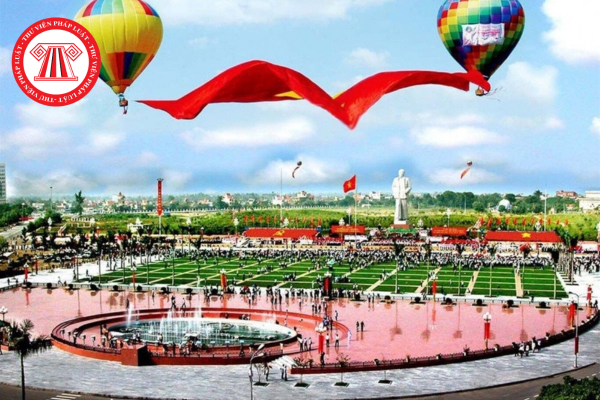 Lễ chào cờ và bay Đại Kỳ Tổ quốc 2025m² kỷ niệm 135 ngày sinh Bác Hồ ở đâu? NLĐ có được nghỉ lễ hưởng lương vào ngày kỷ niệm ngày sinh của Bác?