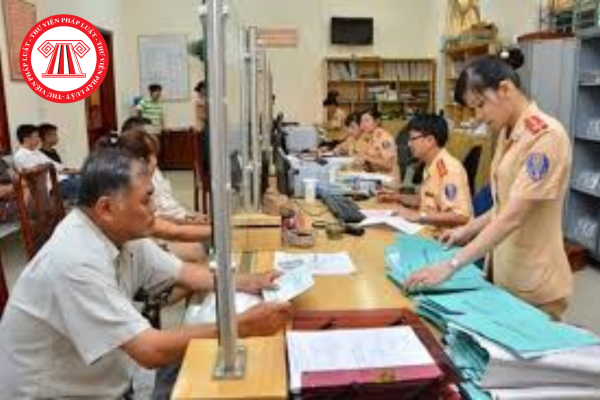 Đăng ký xe lần đầu có cần mang xe trực tiếp đến cơ quan đăng ký hay không?