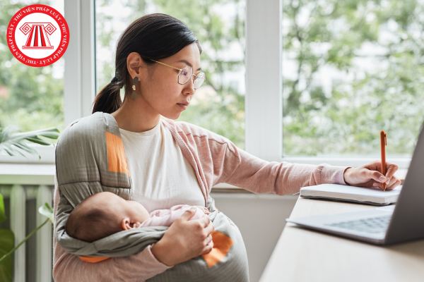 Đề xuất phụ nữ sinh con thứ hai được nghỉ thêm 1 tháng thai sản