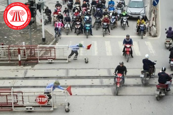 mức phạt vượt rào chắn đường sắt