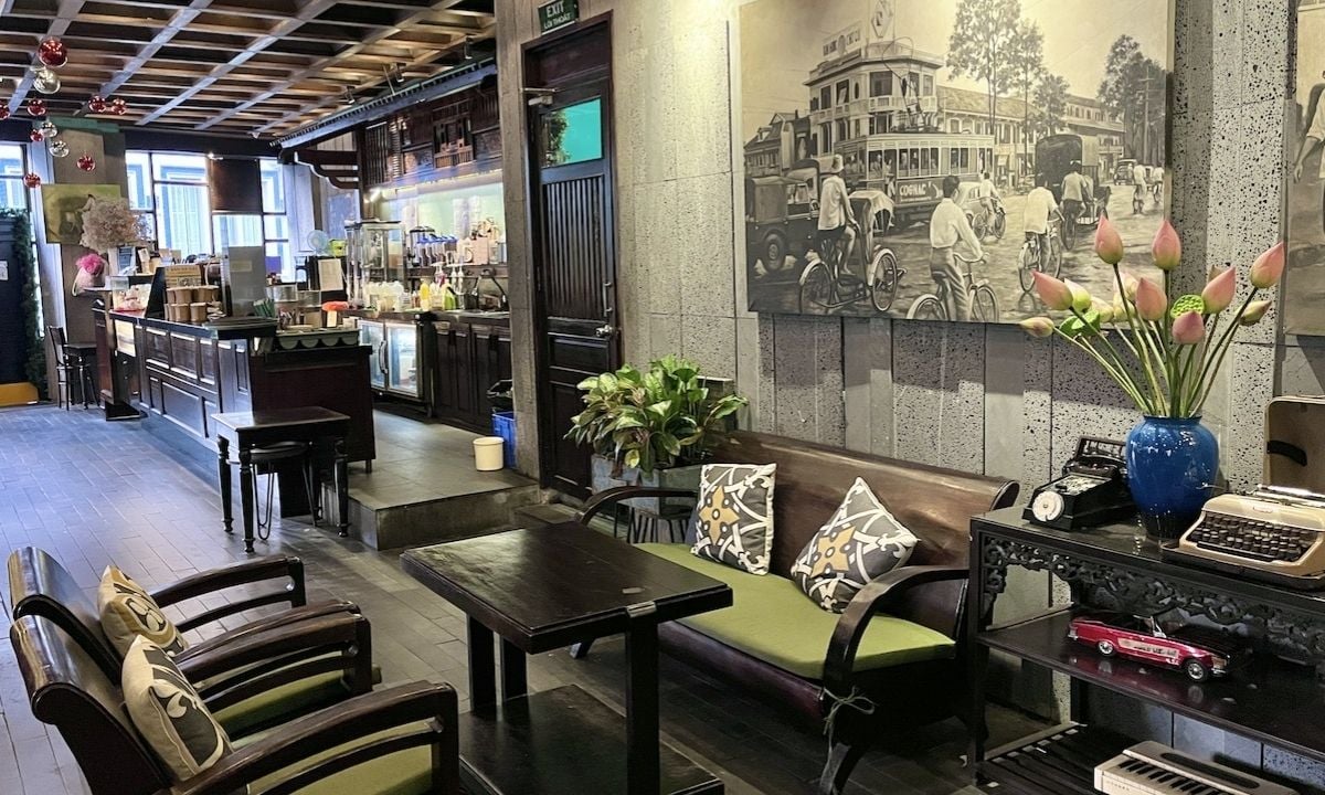 quán cà phê mở nhạc