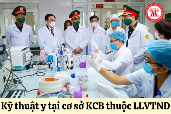 Điều kiện hành nghề khám chữa bệnh của kỹ thuật y thuộc lực lượng vũ trang nhân dân là gì?