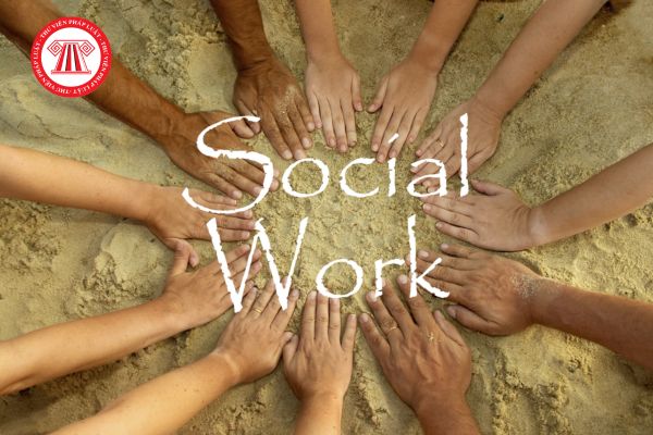 Viên chức xét thăng hạng từ Nhân viên công tác xã hội lên Công tác xã hội viên phải đáp ứng tiêu chuẩn gì?