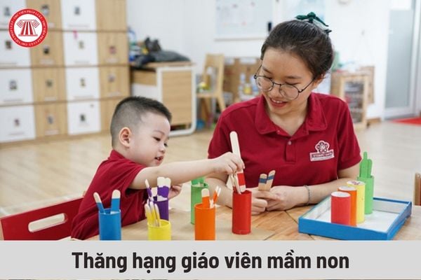 Từ ngày 30/05/2023, viên chức giáo viên mầm non hạng 3 chỉ cần giữ ngạch trong 3 năm thì có thể thăng hạng lên giáo viên mầm non hạng 2?