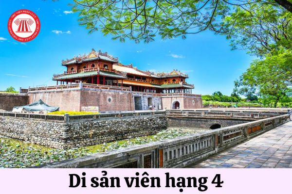 Viên chức giữ chức danh Di sản viên hạng 4 có mã số bao nhiêu?