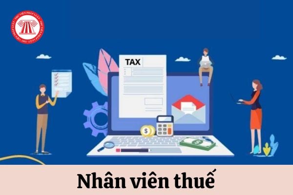 Nhân viên thuế