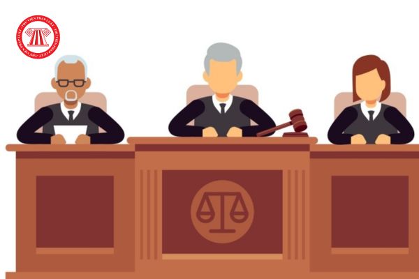Hội thẩm và Thẩm phán là người thân thì có thể tiến hành tố tụng trong cùng một vụ án dân sự không?