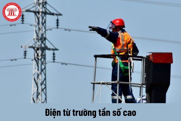 Người sử dụng lao động phải cung cấp những gì khi sử dụng lao động làm với điện từ trường tần số cao?