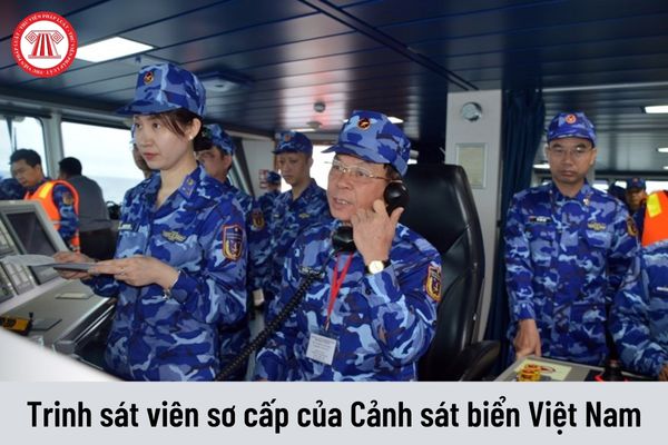 Thời gian làm công tác pháp luật đối với Trinh sát viên sơ cấp của Cảnh sát biển Việt Nam là bao nhiêu lâu?