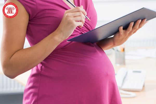 Giáo viên đang mang thai có được giảm định mức tiết dạy hay không?