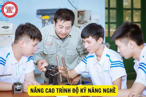 Thời gian hỗ trợ đào tạo, bồi dưỡng, nâng cao trình độ kỹ năng nghề để duy trì việc làm cho NLĐ là bao lâu?