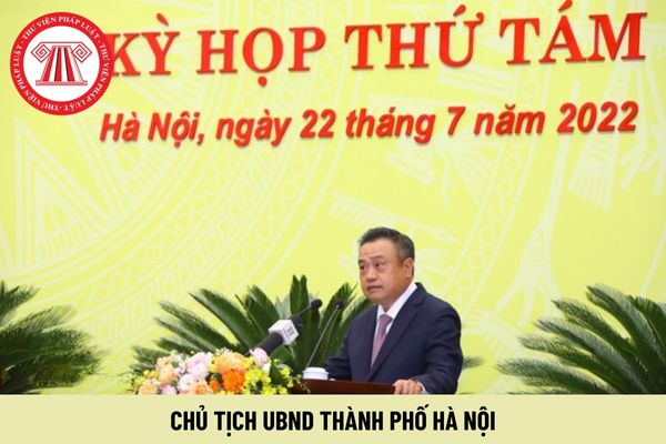 Chủ tịch UBND thành phố Hà Nội phải đáp ứng tiêu chuẩn chức danh như thế nào?