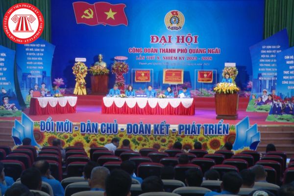 Bí thư Đoàn Thanh niên Cộng sản Hồ Chí Minh cấp xã phải đáp ứng trình độ giáo dục phổ thông thế nào?