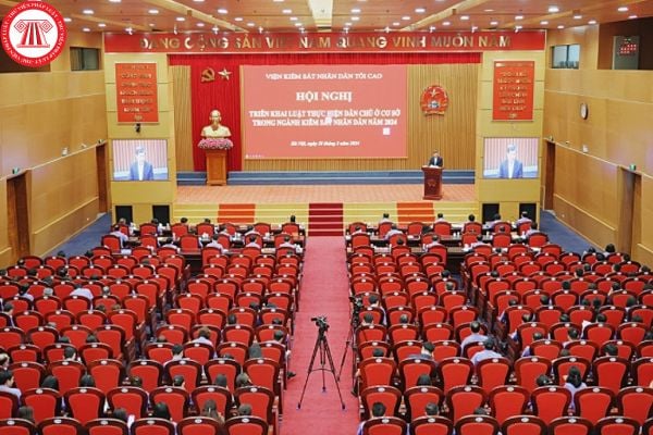Lao Động Tiền Lương