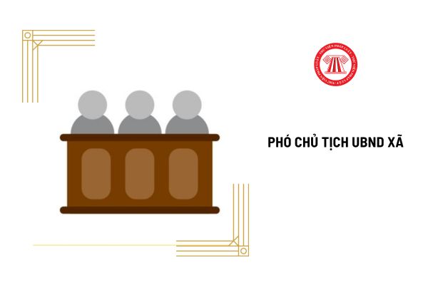 Phó Chủ tịch UBND xã phải có trình độ chính trị ra sao?