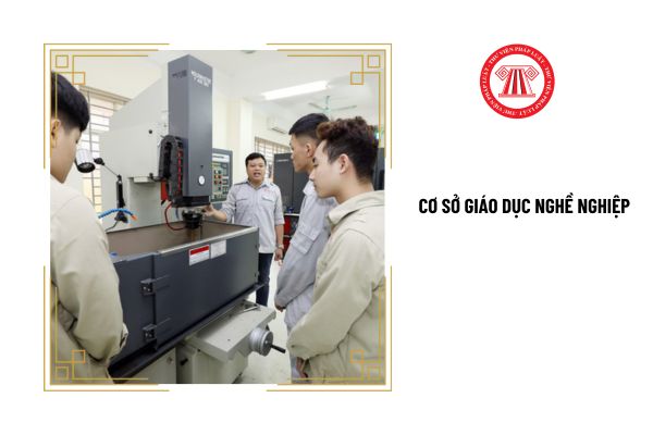 Ai có thẩm quyền giải thể cơ sở giáo dục nghề nghiệp?