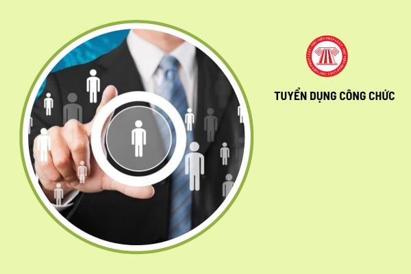 Thời hạn thực hiện việc thay đổi nội dung Thông báo tuyển dụng công chức là mấy ngày?