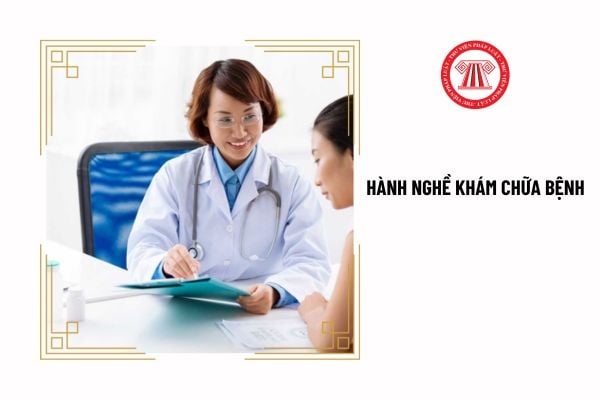 Việc kiểm tra đánh giá năng lực hành nghề khám chữa bệnh được áp dụng cho chức danh nào?