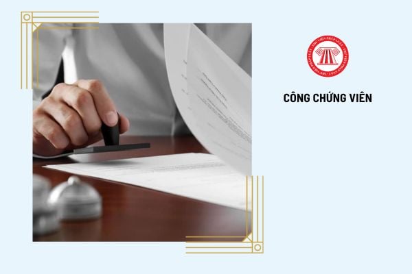 Công chứng viên phải hướng dẫn người yêu cầu công chứng thực hiện đúng những quy định gì?