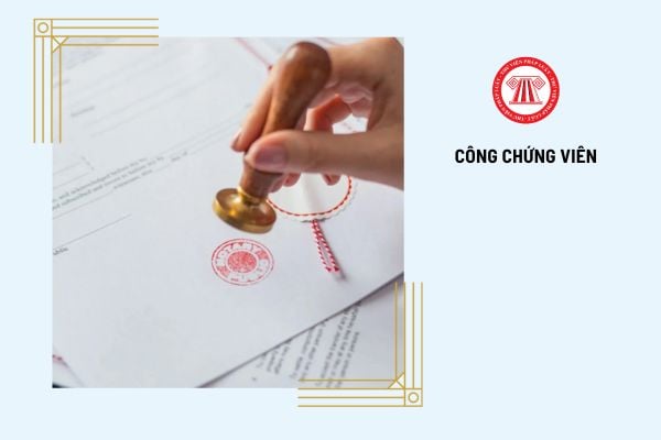 Lời chứng của công chứng viên có phải có đóng dấu của tổ chức hành nghề công chứng không?