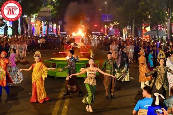 Lao động tiền lương