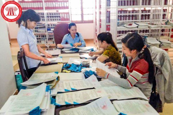 Chính thức có Công văn 2608 Bộ Nội vụ hướng dẫn Kết luận 155 của Bộ Chính trị về đôn đốc thực hiện việc số hóa tài liệu lưu trữ và tiếp tục tăng cường quản lý công tác văn thư, lưu trữ ở địa phương, cụ thể như thế nào?
