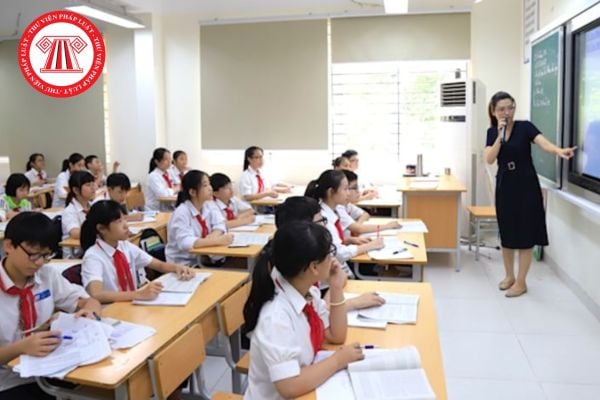 Điều kiện khấu trừ lương của người lao động là gì?