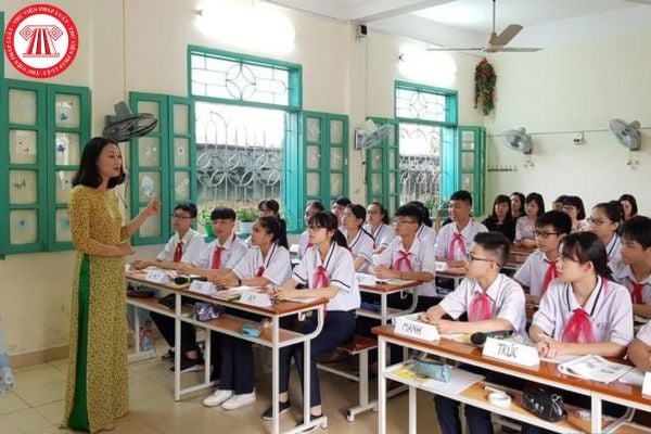 Sửa đổi thẩm quyền xét duyệt, cho phép công chức viên chức thuộc Sở Giáo dục TPHCM đi nước ngoài?