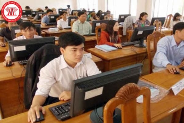 Công chức viên chức Sở giáo dục TPHCM được cử, cho phép đi nước ngoài về việc công phải đáp ứng tiêu chuẩn gì?