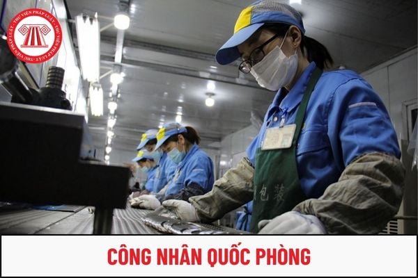 Công nhân quốc phòng không được bố trí nghỉ hằng năm thì được thanh toán thêm một khoản tiền đúng không?