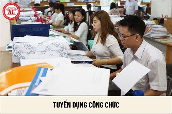 Có phân biệt loại hình đào tạo trong tuyển dụng công chức không?