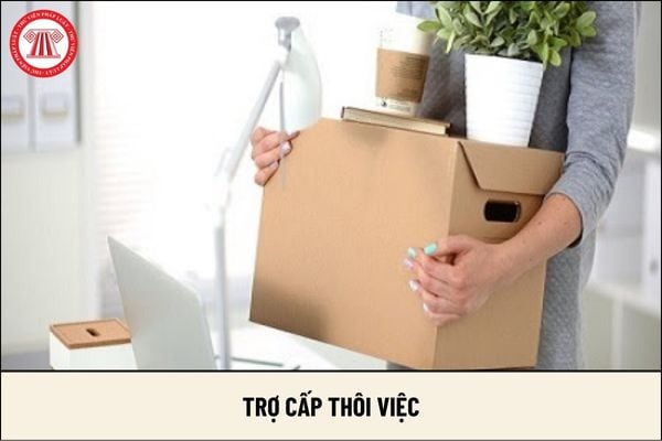 Độ tuổi được hưởng chế độ trợ cấp thôi việc của công chức QĐND Việt Nam là bao nhiêu?