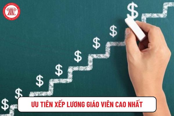 Lương giáo viên từ 12/8/2024 theo Kết luận 91 được xếp ưu tiên