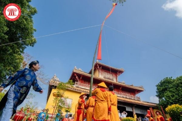 Hạ nêu ngày tết là gì? Hạ cây nêu vào ngày nào?