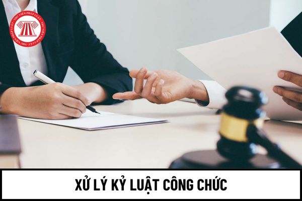 Xử lý kỷ luật công chức bằng hình thức giáng chức được không?