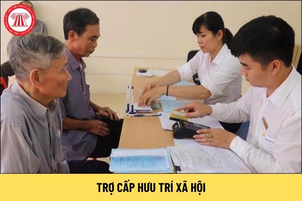 Chỉ có người lao động thuộc diện hộ nghèo, hộ cận nghèo mới được hưởng trợ cấp hưu trí xã hội đúng không?