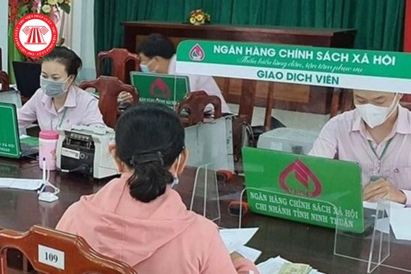 Người dân tộc thiểu số thuộc hộ nghèo có thuộc đối tượng vay vốn hỗ trợ tạo việc làm với mức lãi suất thấp hơn không?