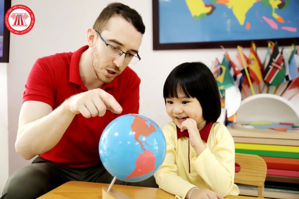 Điều kiện giáo viên nước ngoài dạy ngoại ngữ trong trường mầm non là gì?