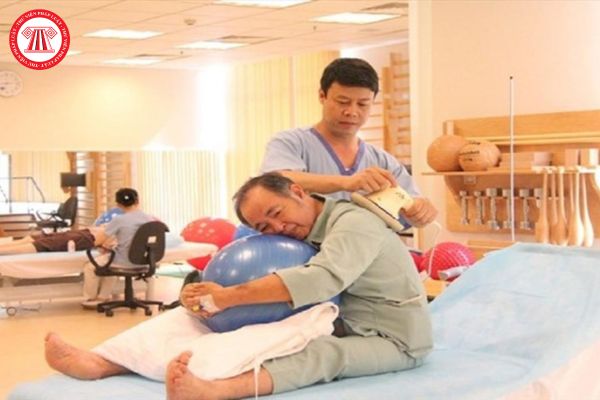 Người lao động suy giảm khả năng lao động dưới 30% thì được hỗ trợ kinh phí phục hồi chức năng lao động không?