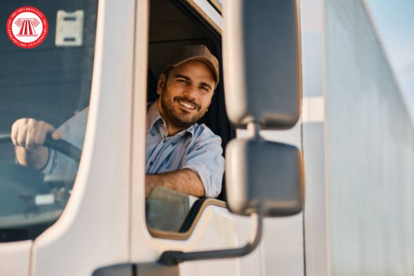 Tài xế lái xe tải bị tước bằng lái xe thì có được tiếp tục được chạy xe để làm việc không?
