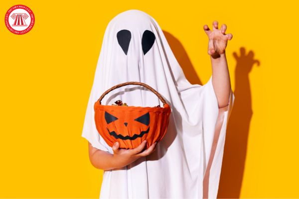 Halloween ngày nào 2024? Người lao động có được nghỉ làm hưởng nguyên lương ngày này không?