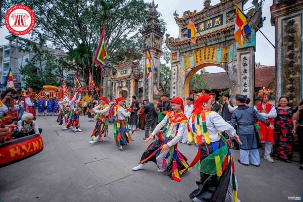 Di sản văn hóa phi vật thể là gì? Những di sản văn hóa phi vật thể được UNESCO công nhận? Tiêu chuẩn về trình độ đào tạo đối với Di sản viên hạng 4 thế nào?