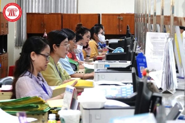 Chính thức xử lý dứt điểm đối với cán bộ công chức cấp xã dôi dư do sắp xếp đơn vị hành chính cấp xã giai đoạn nào theo Công văn 1814?