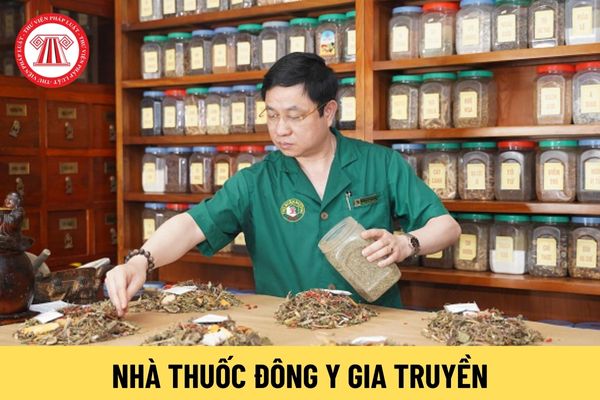 Người chịu trách nhiệm chuyên môn về dược của nhà thuốc đông y gia truyền không có bằng tốt nghiệp ngành dược có được không?