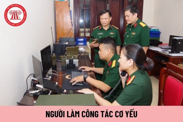 Người làm công tác cơ yếu trong tổ chức cơ yếu được hưởng mức phụ cấp công vụ bao nhiêu?