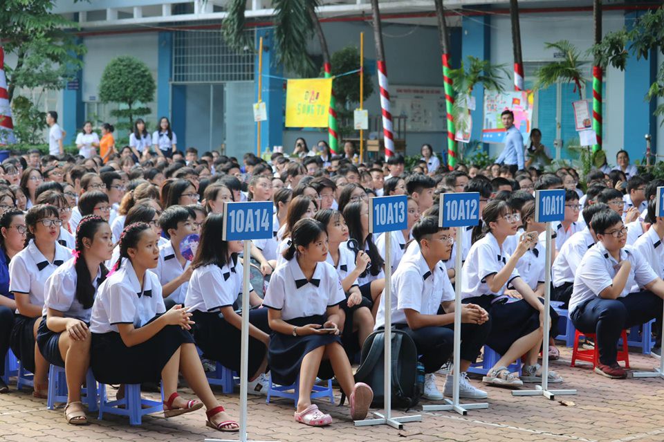 Ngắm nhìn đồng phục học sinh ở các quốc gia trên thế giới