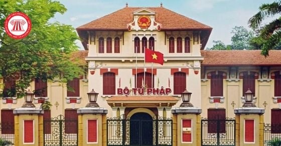 Cơ cấu tổ chức của Bộ Tư pháp được quy định như thế nào?