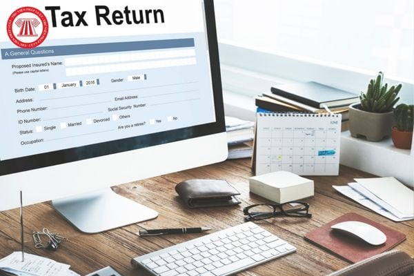 Cách tính tiền thuế nộp thừa trên eTax Mobile năm 2025?