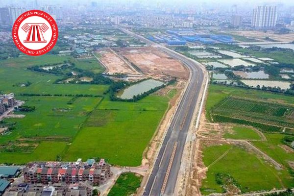 Giá trị quỹ đất dự kiến thanh toán cho nhà đầu tư thực hiện dự án BT thanh toán bằng quỹ đất được xác định như thế nào?