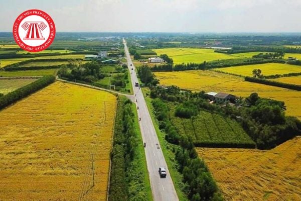 Đất công ích là gì? UBND cấp xã có thẩm quyền cho thuê đất công ích không?